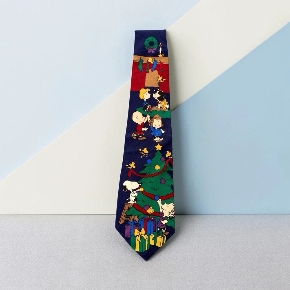 Vintage Peanuts Charlie Brown Snoopy Necktie Navy Holiday Tree Woodstock Retro
